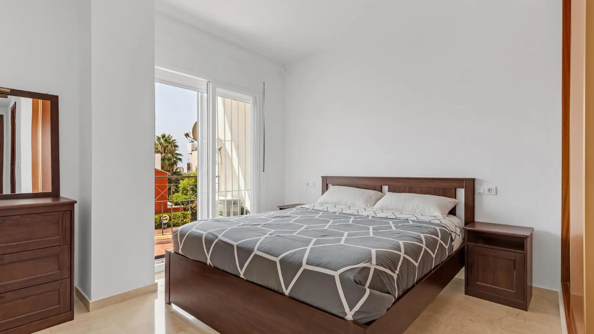 Modern Apartment With Pool In Fuengirola Spain