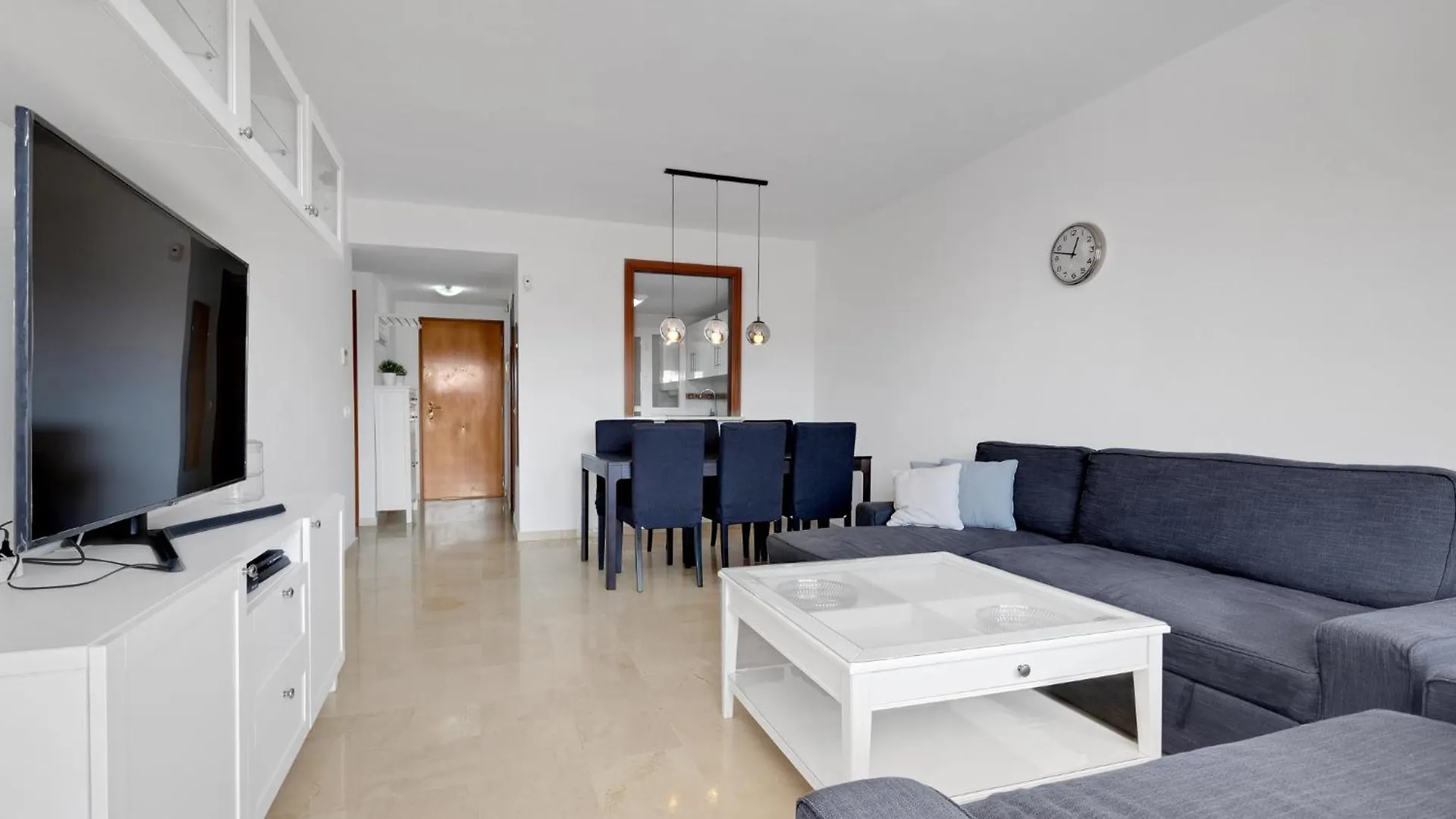 Modern Apartment With Pool In Fuengirola Spain